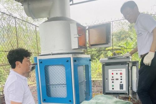 Bắc Kạn: Thử nghiệm lò đốt rác thân thiện với môi trường
