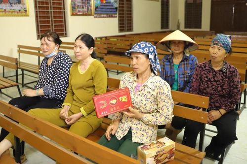 Tham gia tour 'du lịch 0 đồng', người cao tuổi bị lừa hàng trăm triệu đồng