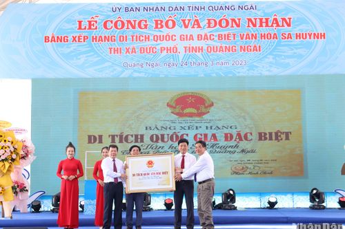 Quảng Ngãi đón bằng xếp hạng di tích quốc gia đặc biệt Văn hóa Sa Huỳnh