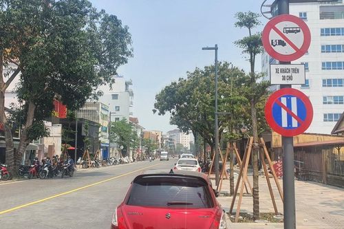 Người dân bức xúc việc cấm xe tải, xe khách vào đường Hai Bà Trưng, lãnh đạo TP Huế trả lời ra sao?