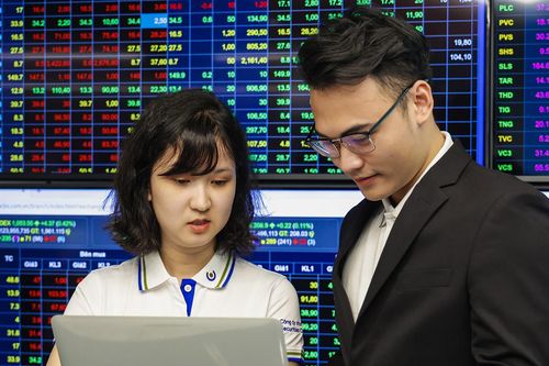 Sự kiện chứng khoán đáng chú ý ngày 24/3