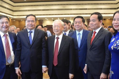 Tập hợp giới trí thức để phát triển đất nước bằng khoa học, công nghệ