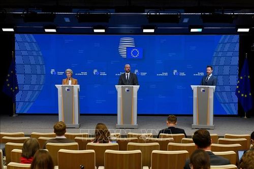 EU thông qua sáng kiến mua chung đạn dược hỗ trợ Ukraine