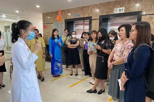 TP.HCM ra mắt mô hình 'một cửa' hỗ trợ phụ nữ và trẻ em bị bạo lực