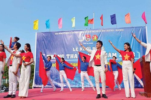 Nhiệt huyết tháng 3
