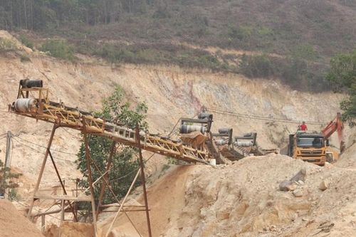 Thái Nguyên: Người dân bất an vì nguy cơ sạt lở từ mỏ cát xã Phúc Thuận