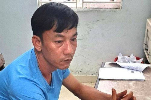 Mang 2 ô tô nhờ đăng kiểm bán lấy tiền tiêu xài