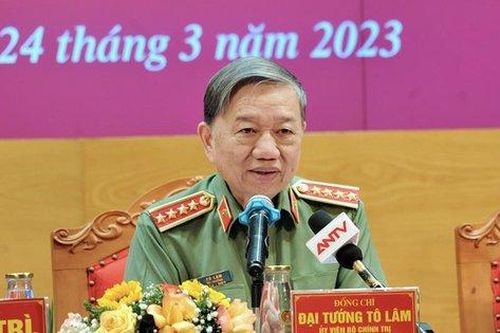 Nghiên cứu, đề xuất nâng mức phụ cấp đặc thù với Công an xã