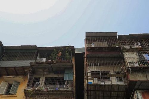 Hà Nội: 21 hộ dân quyết bám trụ tại khu tập thể cũ 'chờ' sập