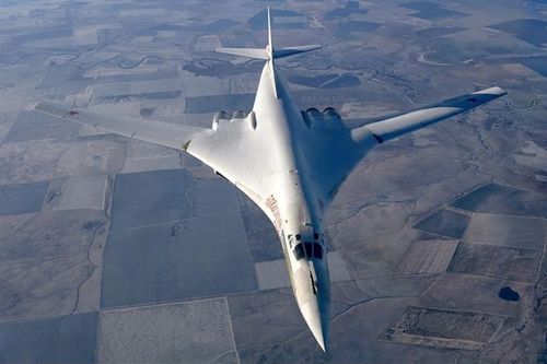 Nga nâng cấp máy bay ném bom Tu-160M để 'cõng' vũ khí tối tân
