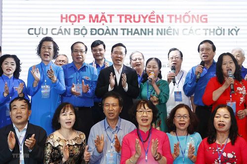 Chủ tịch nước dự họp mặt truyền thống cựu cán bộ Đoàn các thời kỳ