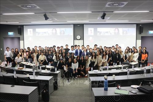 Sinh viên Việt Nam tại Australia phát huy sức trẻ cùng sứ mệnh kết nối và sẻ chia