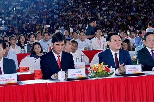 Chủ tịch Quốc hội Vương Đình Huệ dự Lễ khai mạc Năm Du lịch Quốc gia 2023 'Bình Thuận – Hội tụ xanh'