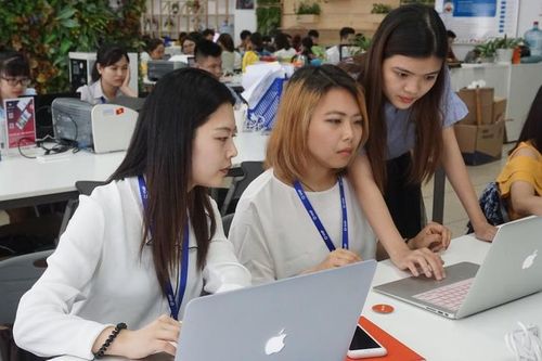 Sinh viên mới ra trường có nên lựa chọn thực tập không lương?