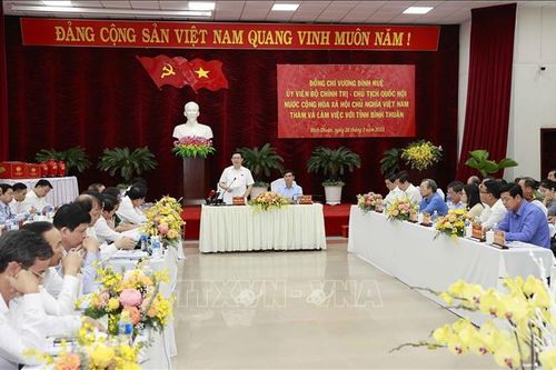 Chủ tịch Quốc hội làm việc với Ban Thường vụ Tỉnh ủy Bình Thuận