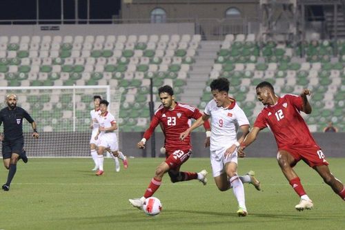 U23 Việt Nam thua 4 bàn không gỡ trước U23 UAE