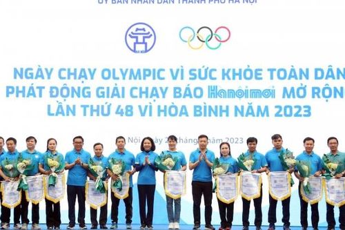 Hơn 3.500 người tham gia Giải chạy Báo Hànôịmới mở rộng lần thứ 48