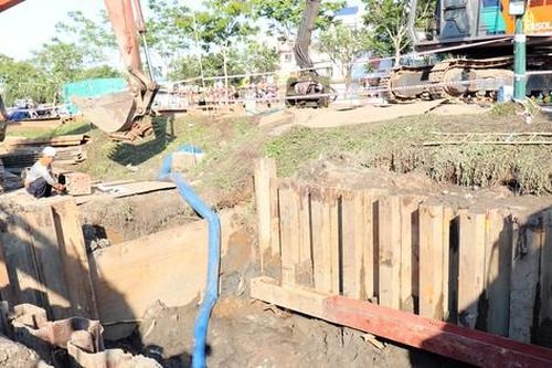 Tin mới về tuyến ống cấp nước D1500 bị vỡ ở TPHCM