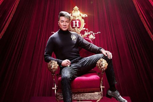 Đàm Vĩnh Hưng tự xưng là 'vua': Hợm hĩnh và ảo tưởng?