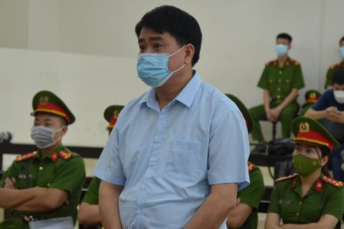 Ông Nguyễn Đức Chung buộc cấp dưới mua cây của 'người quen' đang trốn nợ