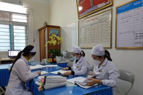 'Hiến kế' để phát triển hệ thống y tế cơ sở trong tình hình mới