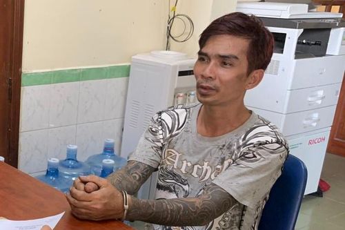 Vụ bé trai hút ma túy: Khởi tố, bắt tạm giam nhân tình của mẹ cháu bé