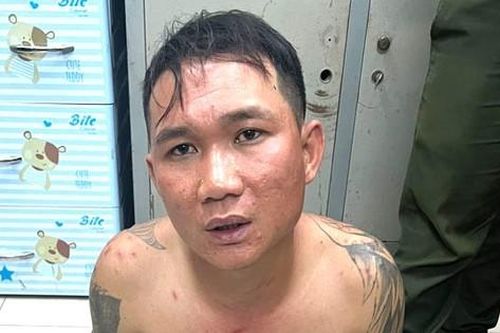 Tên cướp mách công an 'mấy người không liên quan xúm lại đánh quá trời'
