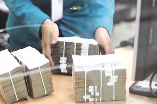 Lãi suất đi xuống, kênh đầu tư nào sẽ lên ngôi?