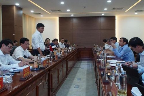 Vấn đề nóng, xử lý... nguội!