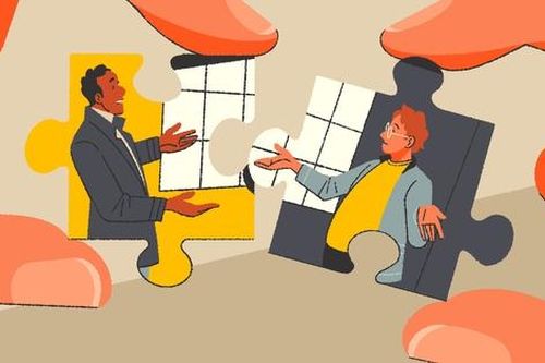'Làm cách nào để phân biệt trứng sống và trứng chín?', ứng viên trả lời và được gọi đi làm ngay