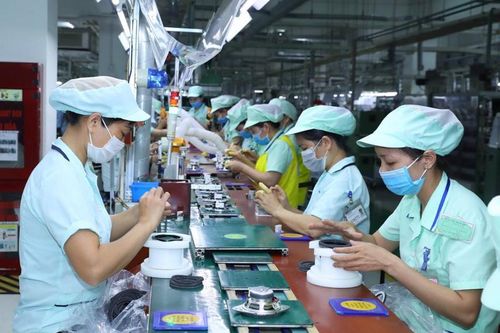 Miễn thuế hàng hóa nhập khẩu các nguyên liệu, vật tư, linh kiện trong nước chưa sản xuất được
