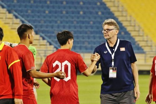 U23 Việt Nam thua cả 3 trận, HLV Philippe Troussier vẫn tin vào hướng đi của đội