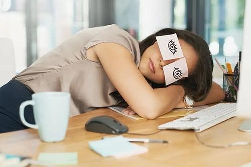 Dậy sớm kiểu này còn hại hơn cả thức khuya