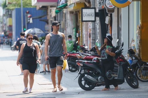 Quận 1 góp ý về phương án mái che dọc đường Lê Lợi