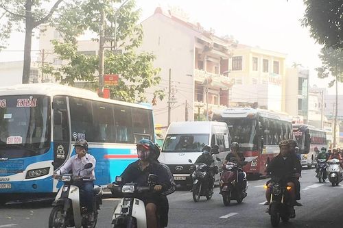 60 điểm xe đón trả khách không đúng nơi quy định tại TPHCM
