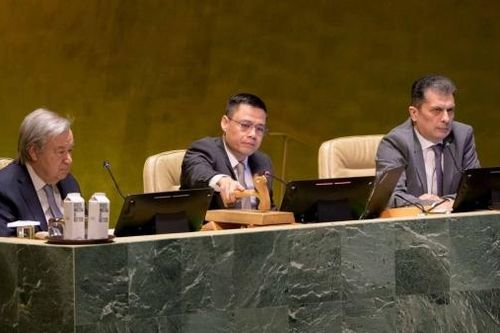 Việt Nam cùng các nước thúc đẩy Nghị quyết đề nghị Tòa án quốc tế cho ý kiến tư vấn về biến đổi khí hậu