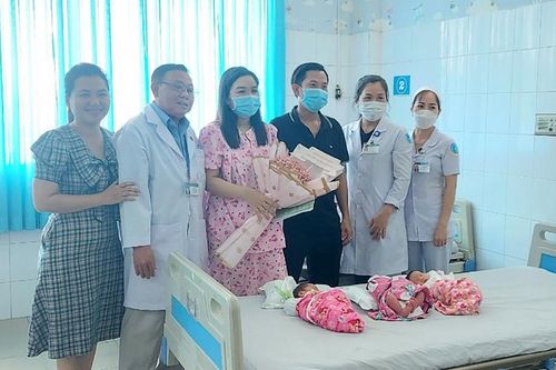 Bệnh viện Sản- Nhi An Giang phẫu thuật ca sinh 3 sau 8 năm hiếm muộn