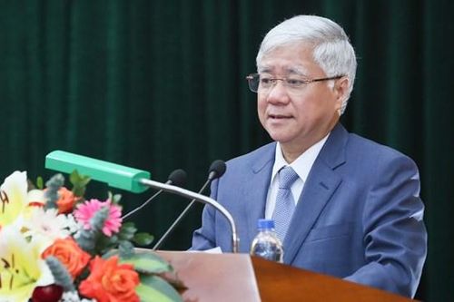 Chủ tịch Đỗ Văn Chiến dự Hội nghị tổng kết 10 năm thực hiện Nghị quyết Trung ương 8 khóa XI tại Bộ Y tế