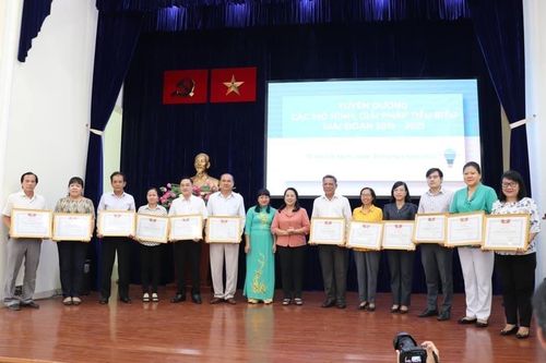 TP.Hồ Chí Minh: Tuyên dương 53 mô hình, giải pháp tiêu biểu