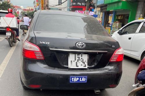 Thu hồi 33 giấy phép xe tập lái