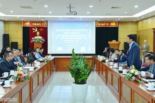Đoàn Trưởng cơ quan đại diện Việt Nam ở nước ngoài nhiệm kỳ 2023-2026 làm việc với Hội Doanh nhân tư nhân Việt Nam