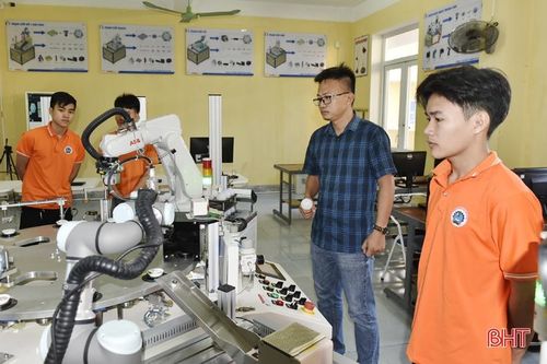 Những nghề 'hot' thu hút sinh viên Hà Tĩnh