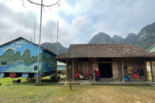 Quảng Bình: Làm du lịch ở 'rốn lũ'