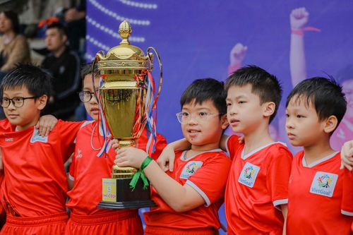 Những bước tiến của bóng đá phong trào Việt Nam