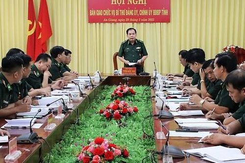 Bổ nhiệm 6 Chỉ huy trưởng, Tham mưu trưởng, Chính ủy Bộ đội Biên phòng, Bộ Chỉ huy Quân sự tỉnh