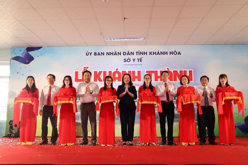 Phó Chủ tịch nước Võ Thị Ánh Xuân dự lễ khánh thành Bệnh viện Ung bướu Khánh Hòa