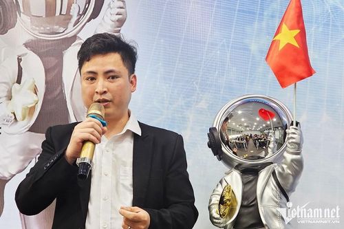 Robot Anan 'Make in VietNam' có khả năng giảng dạy kỹ năng sống như một giáo viên