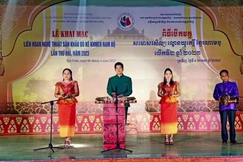 Hơn 500 diễn viên tham dự Liên hoan nghệ thuật sân khấu dù kê Khmer