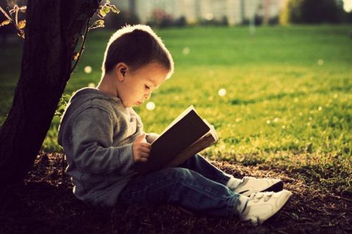 Ngày sách thiếu nhi quốc tế 2/4: Trẻ đọc sách - nhiều lợi ích tuyệt vời