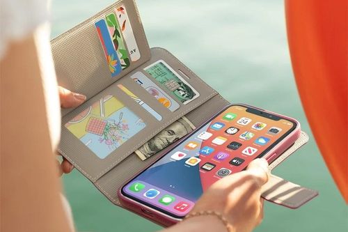 Để thẻ tín dụng trong ốp iPhone, người dùng mất 10.000 USD